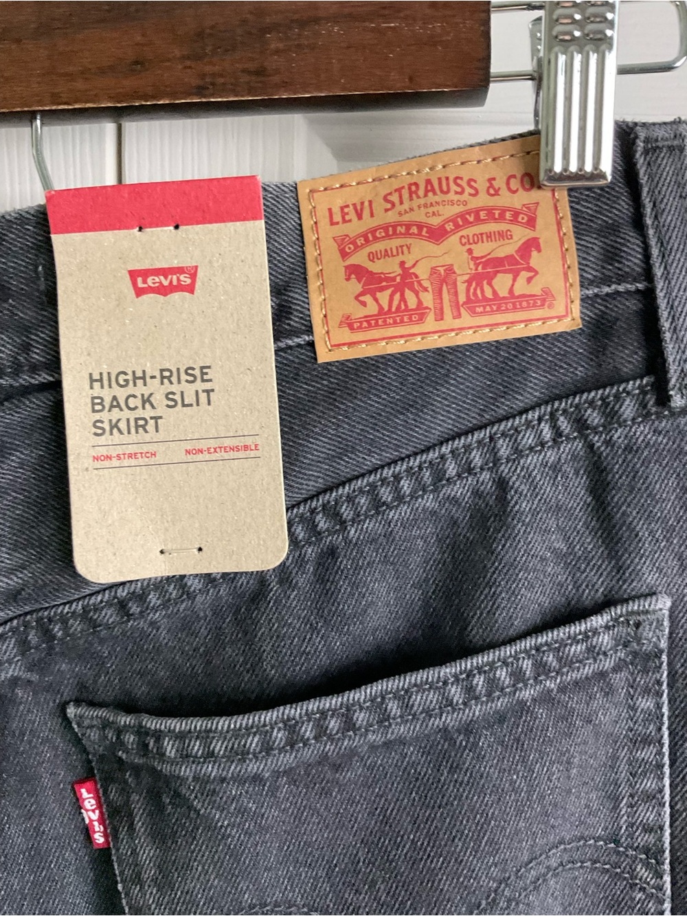 Levi’s Black High-Waist Denim Pencil Skirt New - Picture 6 of 7